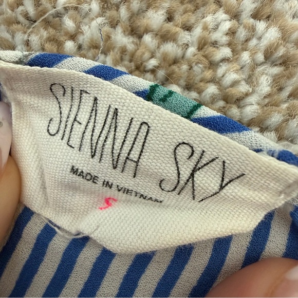 Sienna Sky Blue Stripe Floral Wrap Blouse Small Peplum Tie Waist Top - Picture 7 of 8